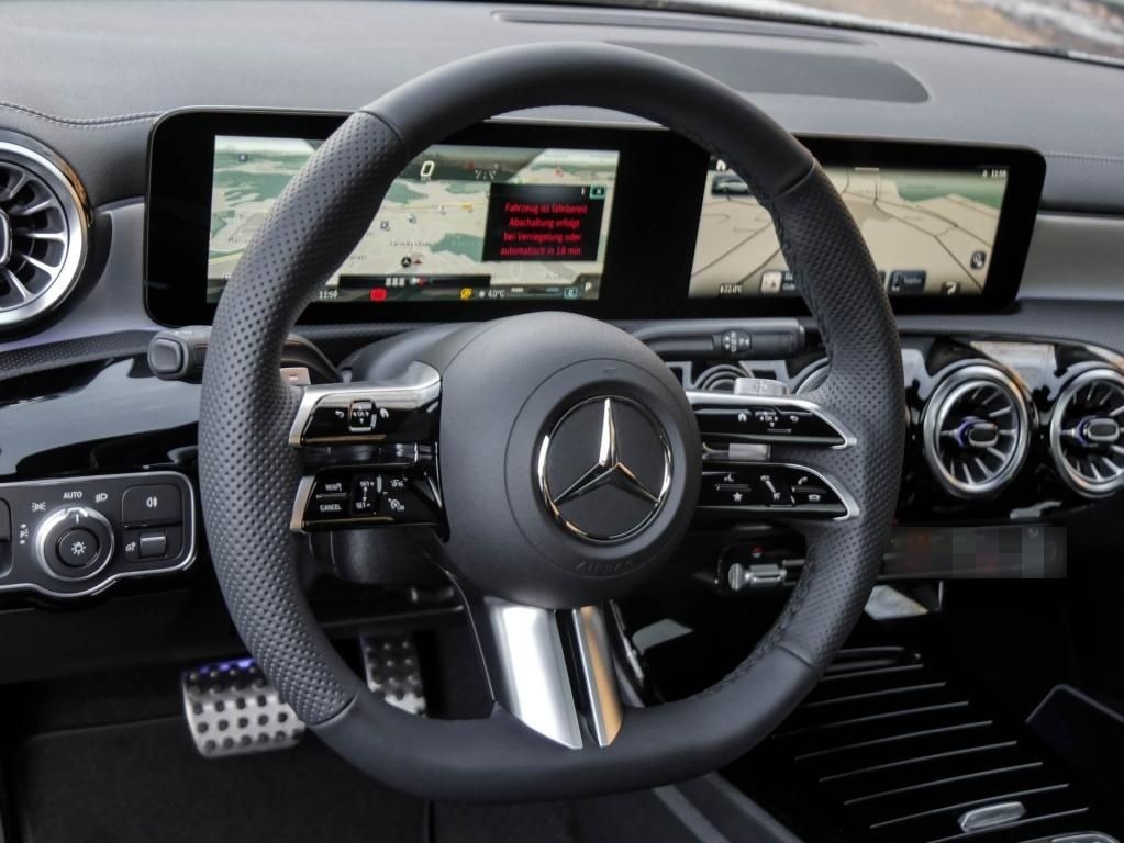 Mercedes-Benz CLA 200 Shooting Brake AMG-Sport+Pano+Distr+Cam foto 8