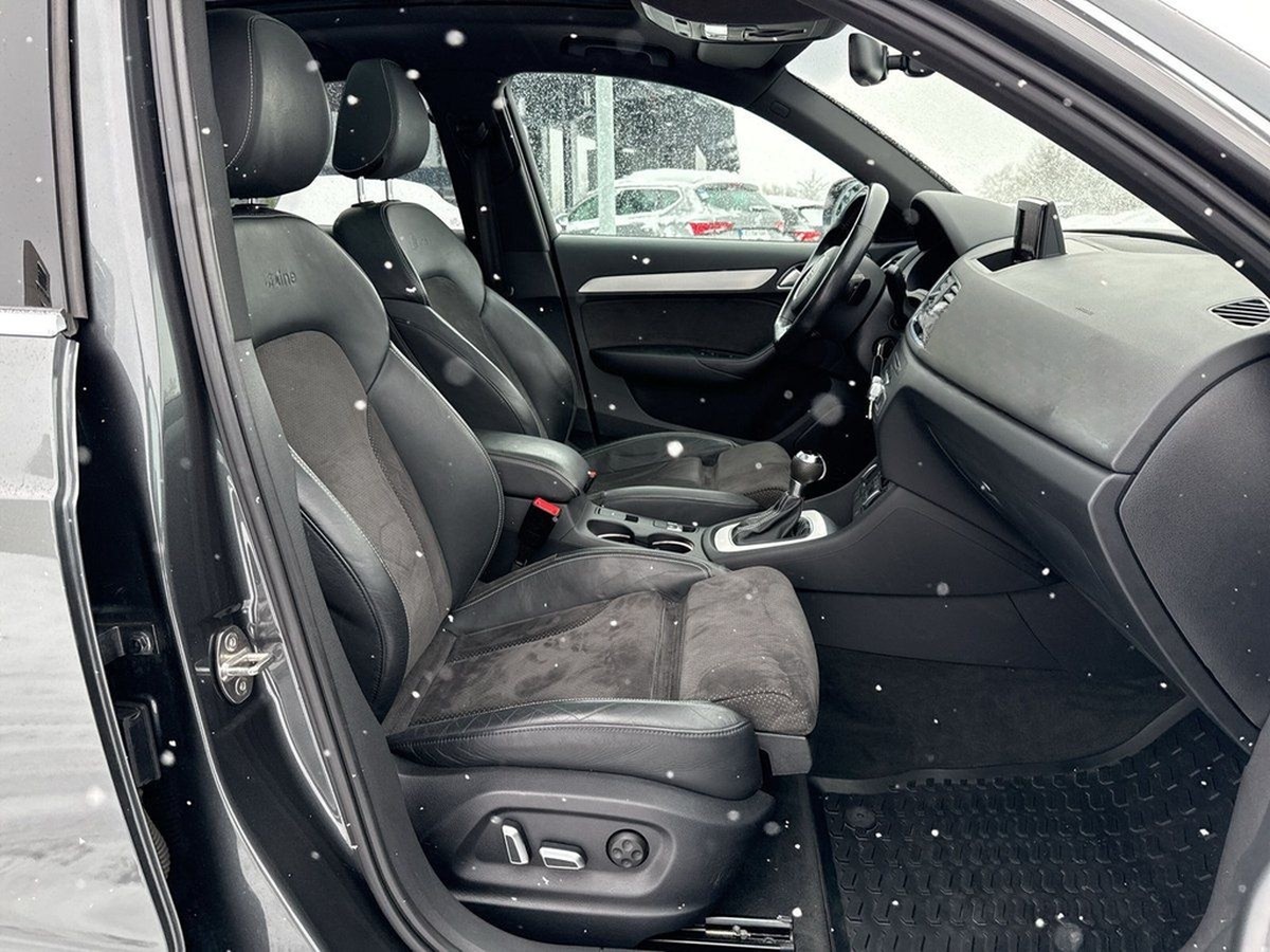 Audi Q3 2.0 TFSI S-LINE AHK+PANO+SHZ+TEMPO+PDC+DAB foto 25