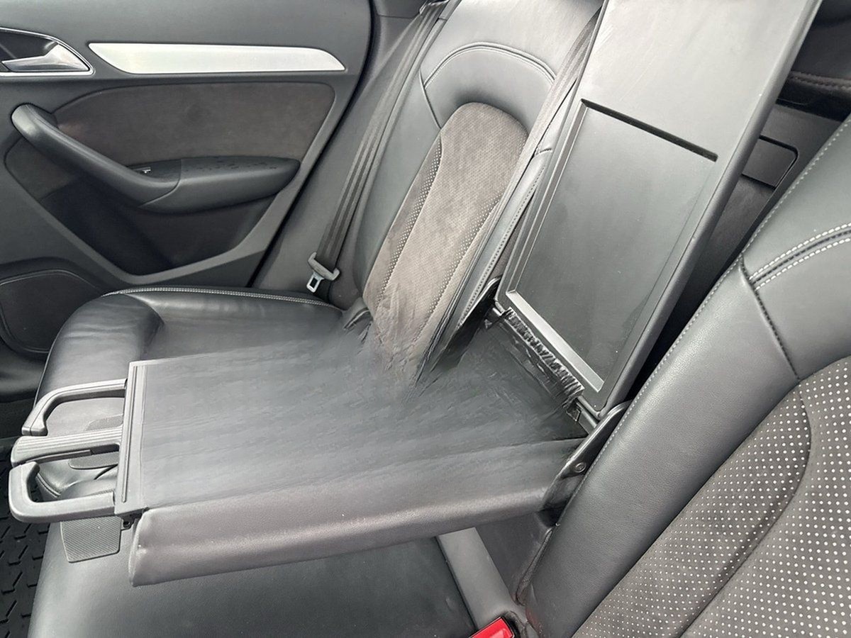Audi Q3 2.0 TFSI S-LINE AHK+PANO+SHZ+TEMPO+PDC+DAB foto 35