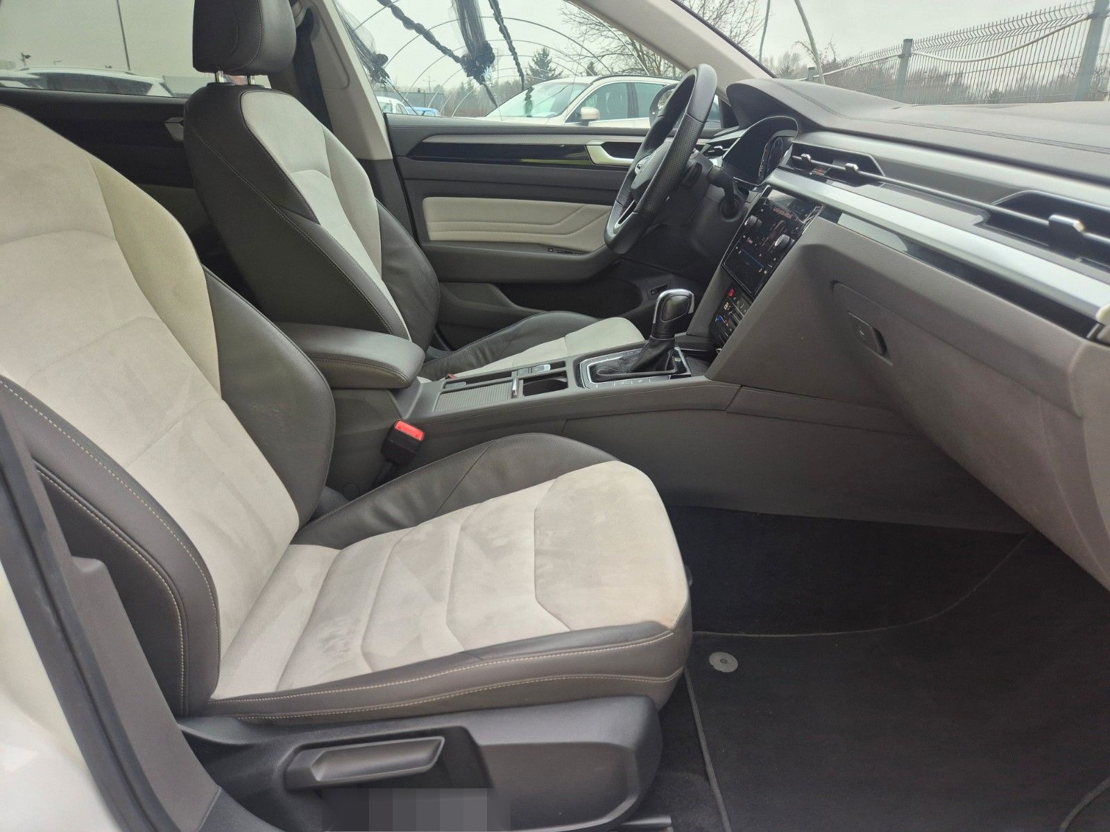 Volkswagen Arteon 2.0 TDI SCR DSG Elegance foto 12