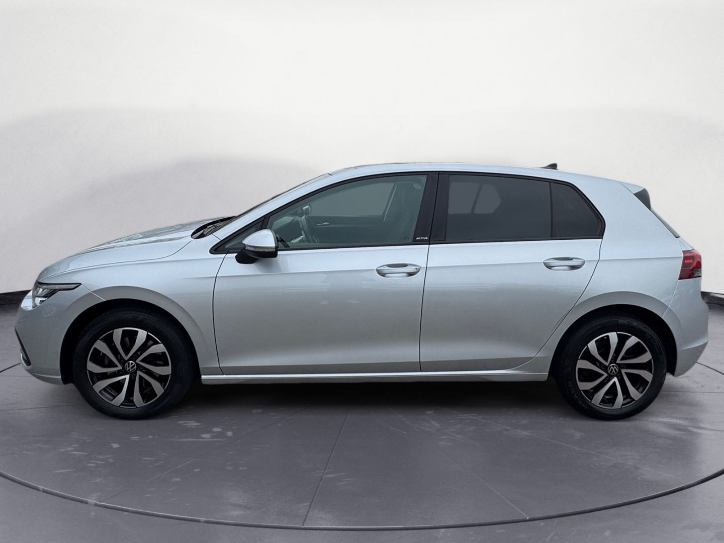 Volkswagen Golf 8 2.0 TDI Active LED/NAVI/PANO/AHK/APP+++ foto 2