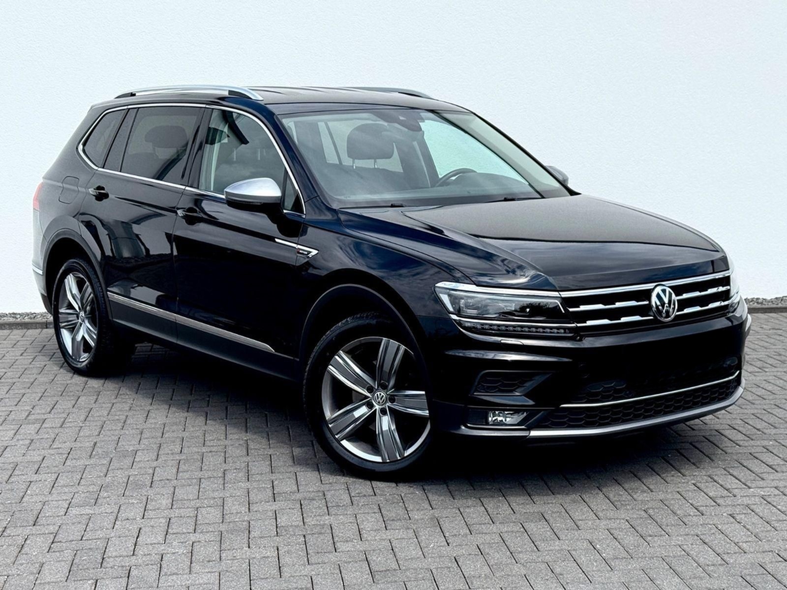 Volkswagen Tiguan Allspace 2.0 TDI DSG 4Motion 7.SITZER foto 3