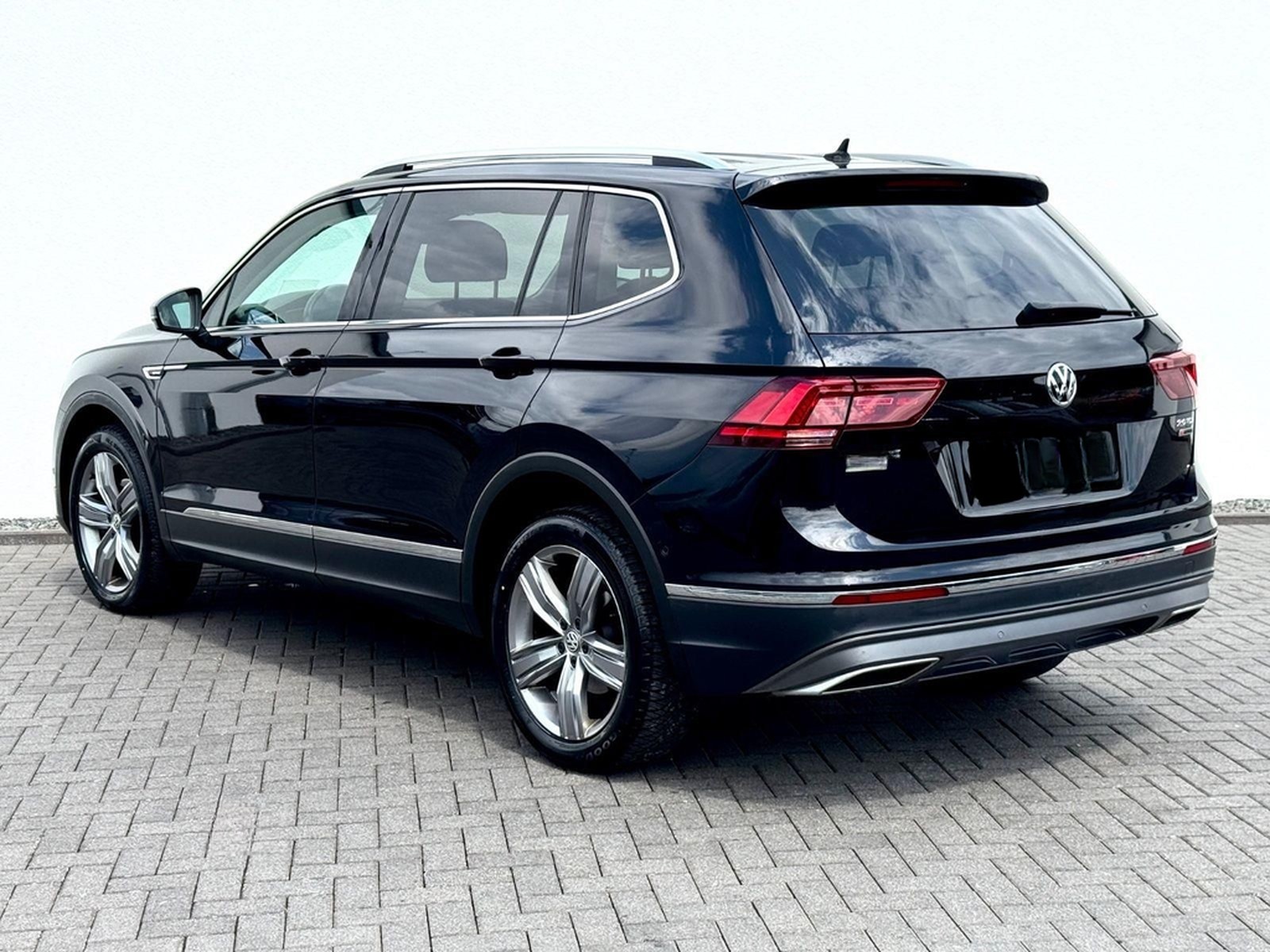 Volkswagen Tiguan Allspace 2.0 TDI DSG 4Motion 7.SITZER foto 7