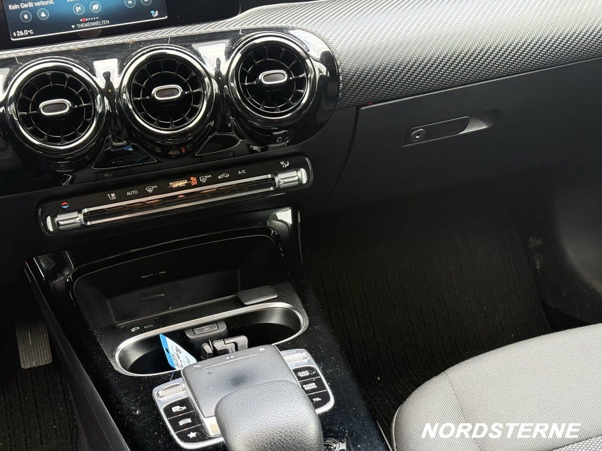 Mercedes-Benz A 180 d Automatik AHK Navi LED Sitzheizung PTS foto 11