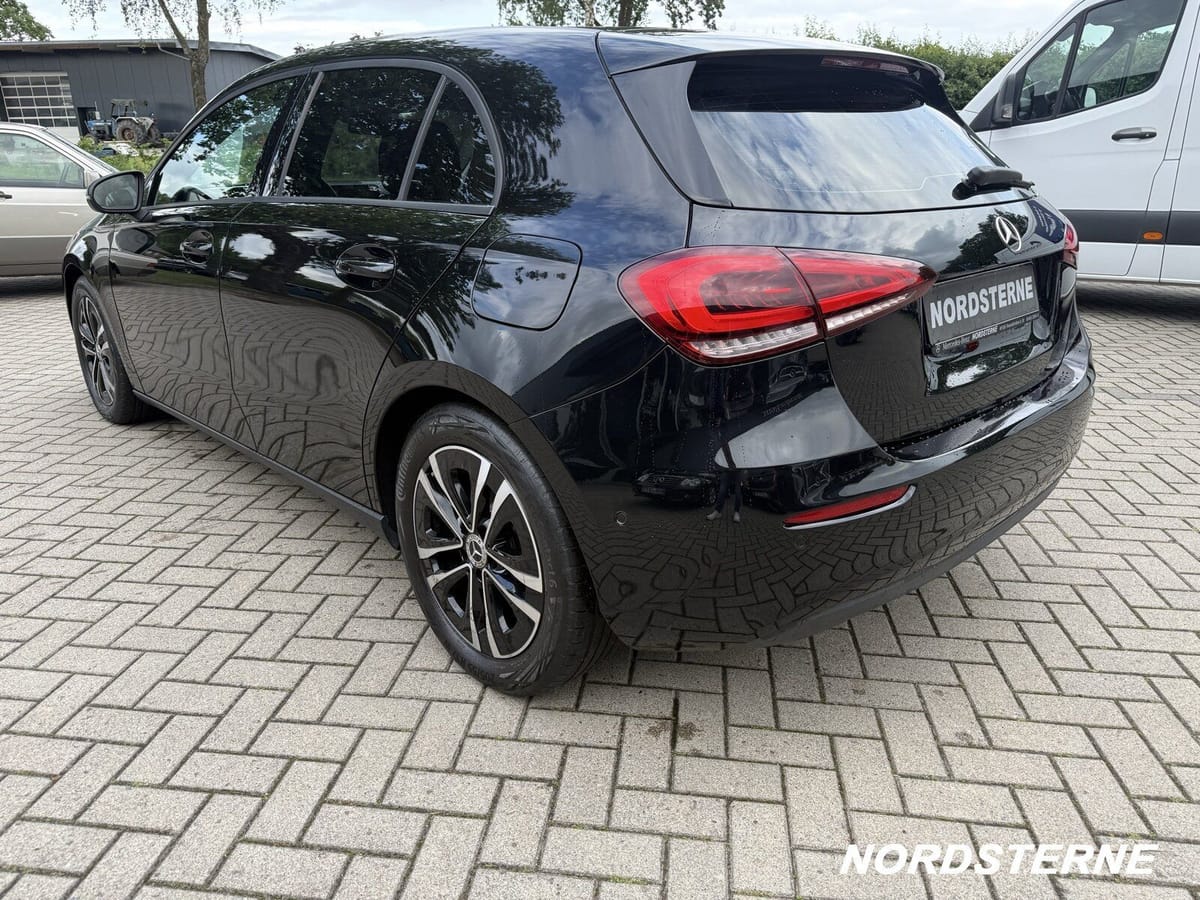 Mercedes-Benz A 180 d Automatik AHK Navi LED Sitzheizung PTS foto 7