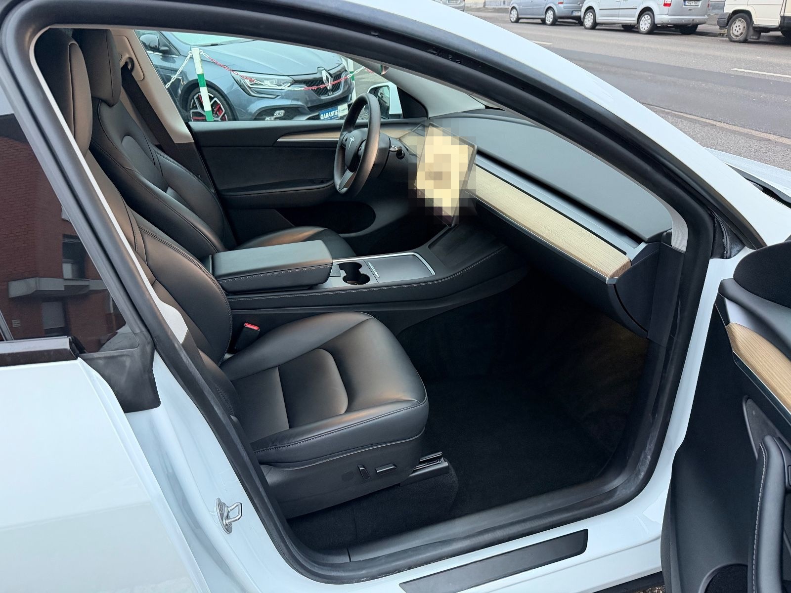 Tesla Model Y RWD 1-HAND AHK AUTOPILOT SOH 93,5 % foto 19