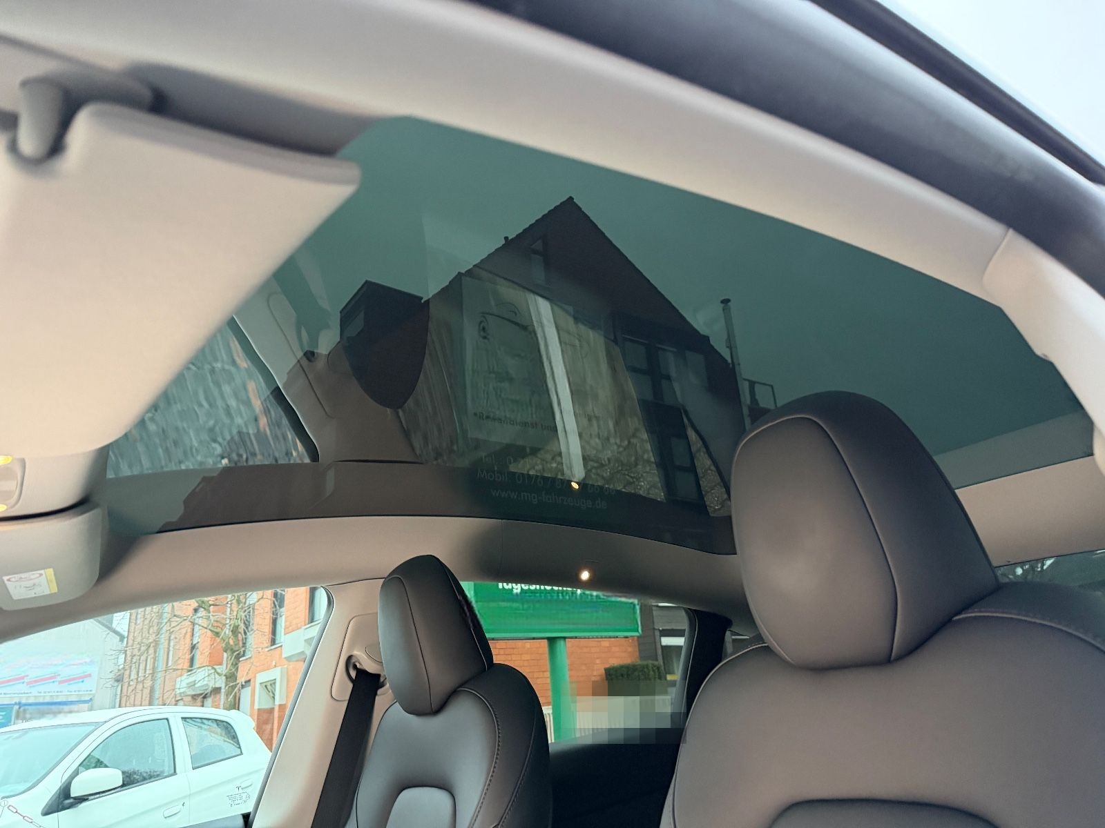 Tesla Model Y RWD 1-HAND AHK AUTOPILOT SOH 93,5 % foto 10