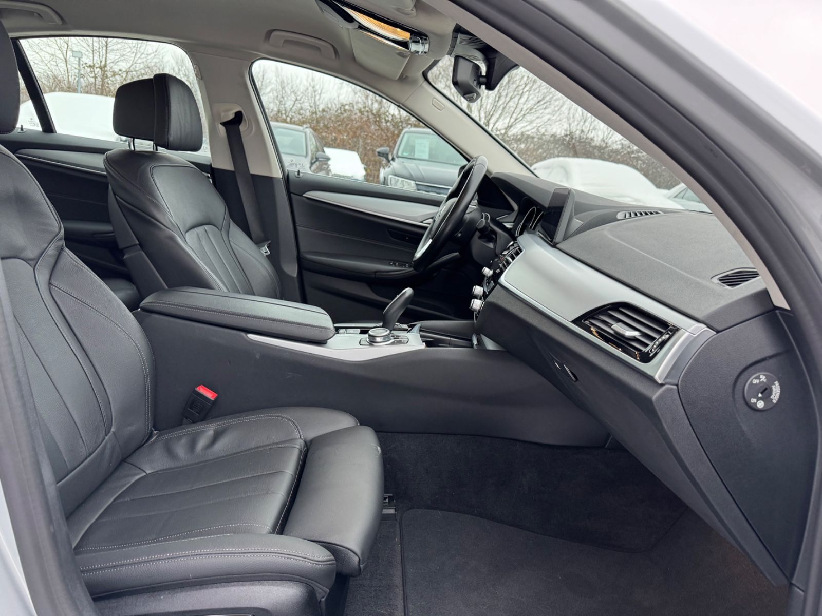 BMW 530 d/AUT/SHZ/PDC/TEMP/ foto 11