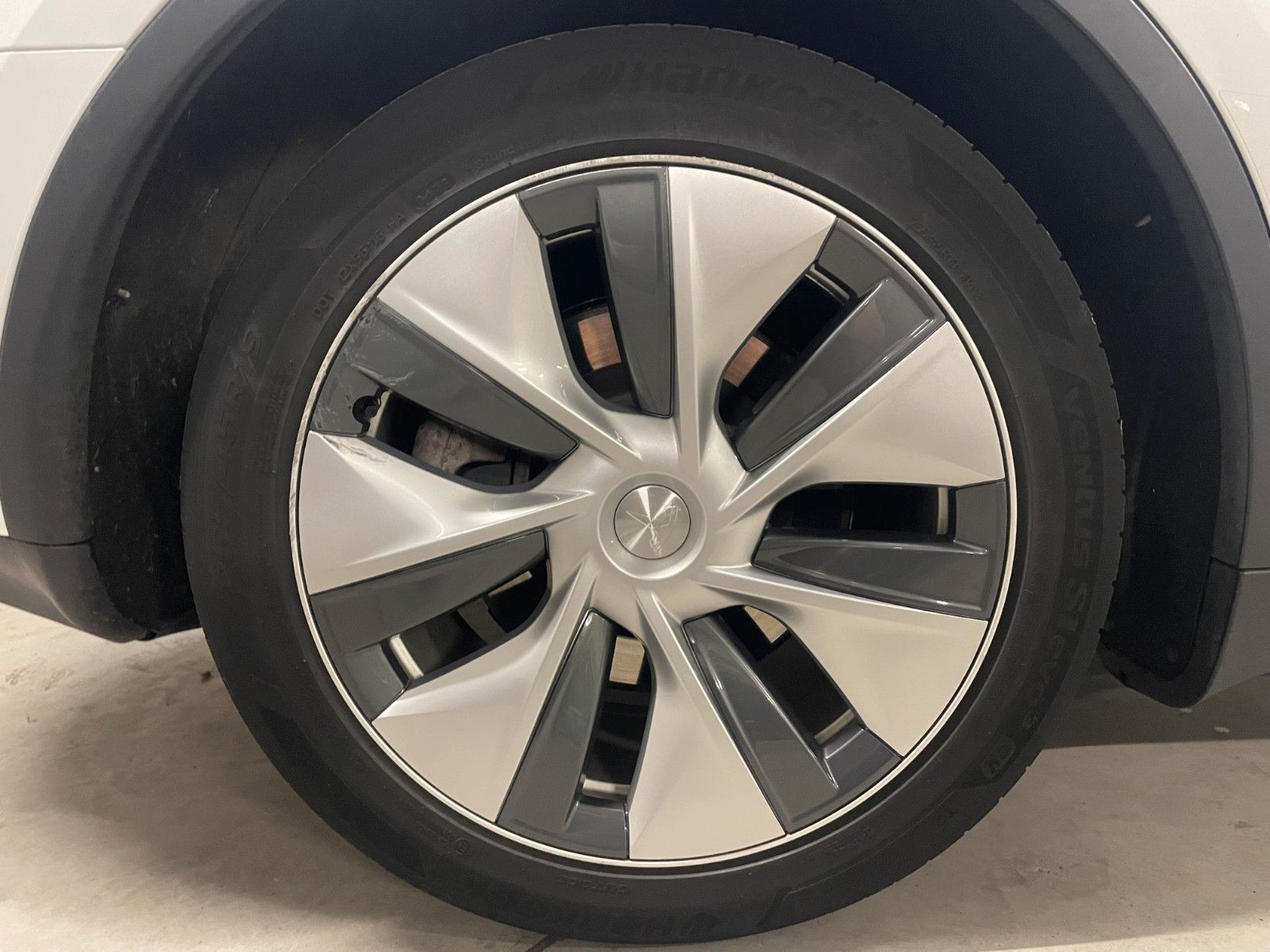 Tesla Model Y Long Range Dual Motor AWD Autopilot Glas foto 12