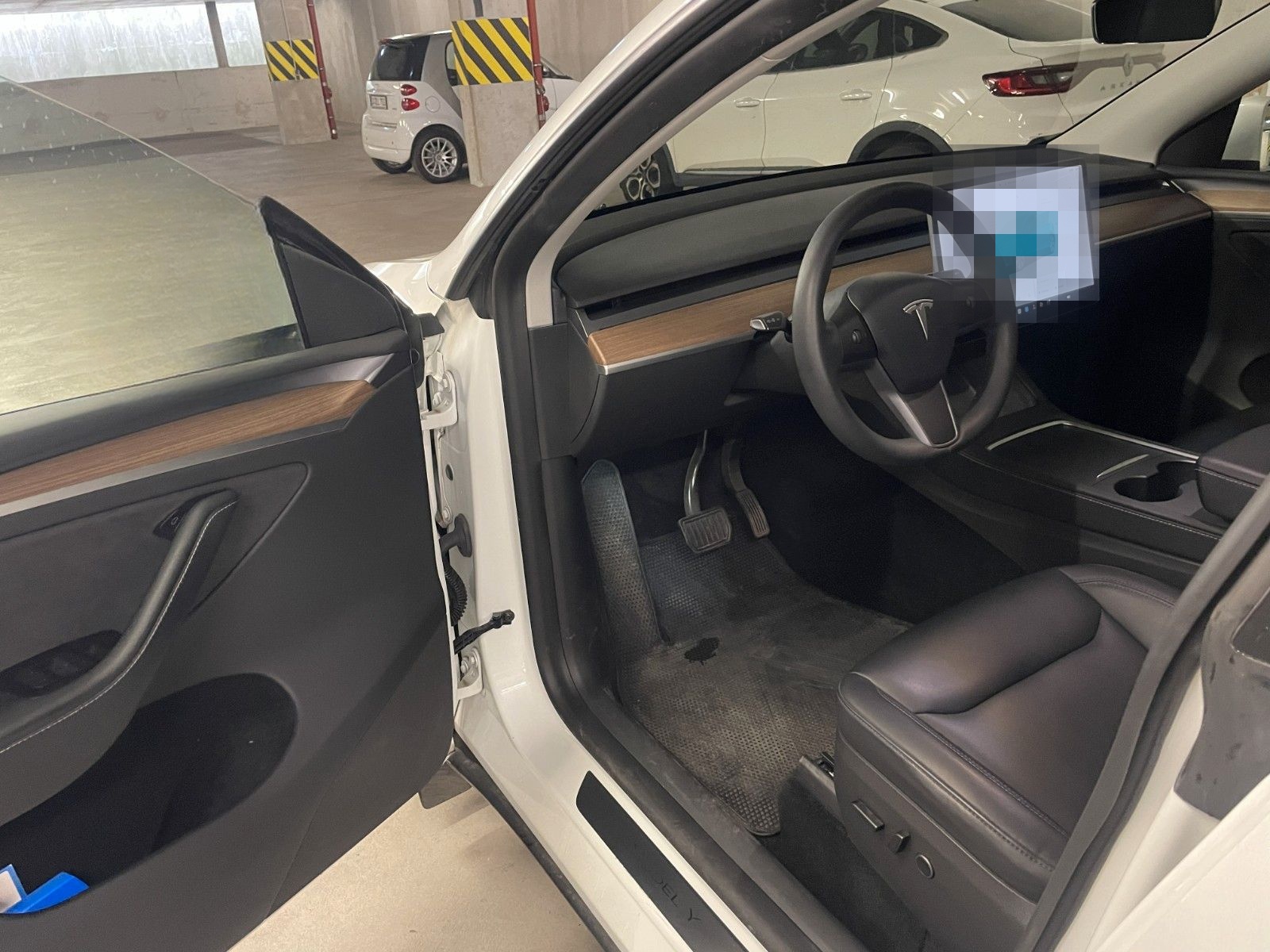 Tesla Model Y Long Range Dual Motor AWD Autopilot Glas foto 8