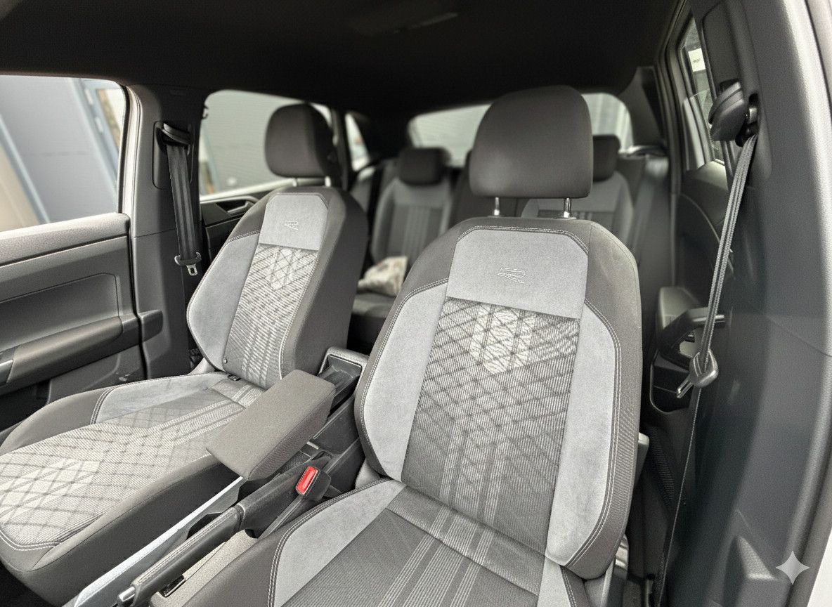 Volkswagen Polo VI 1.0 TSI DSG R-Line Matrix/ACC/Kamera foto 11