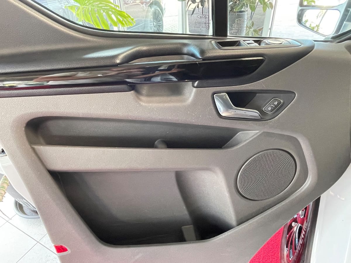 Ford Tourneo Custom Sport 310L1 Leder 8-Sitzer foto 13