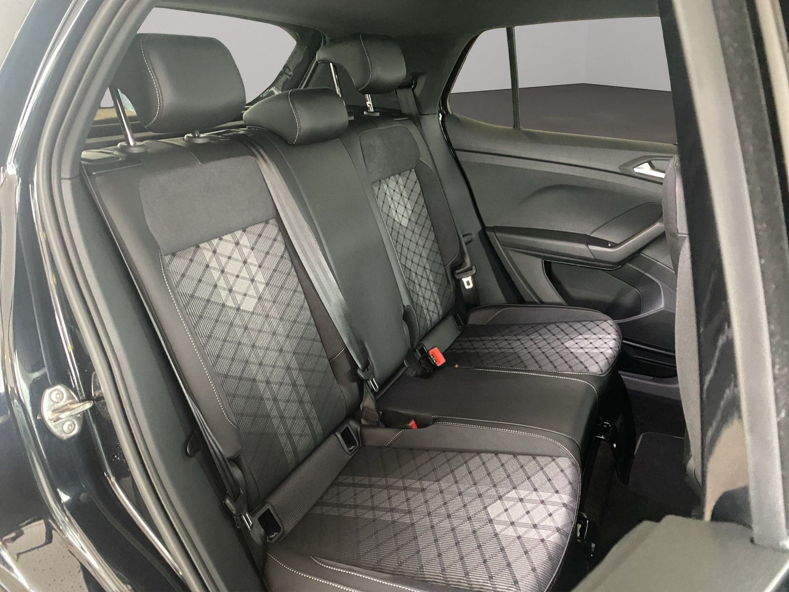 Volkswagen T-Cross R-Line (SHZ.PDC.LED MATRIX.ACC) 1.0 TSI foto 7