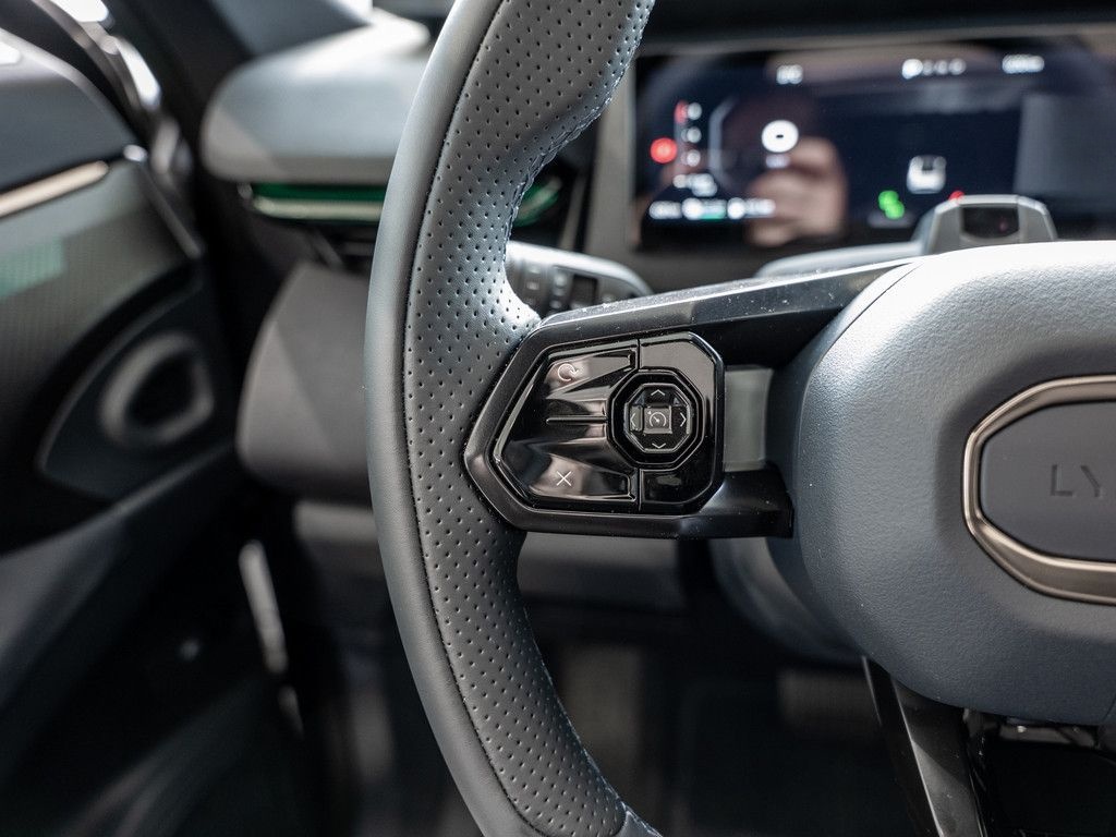 Lynk&Co 08 More ACC SITZBELÜFTUNG PANO MATRIX-LED 360° foto 16