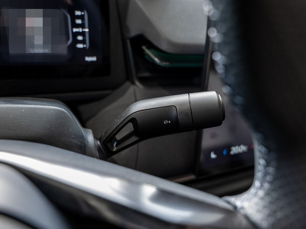 Lynk&Co 08 More ACC SITZBELÜFTUNG PANO MATRIX-LED 360° foto 17