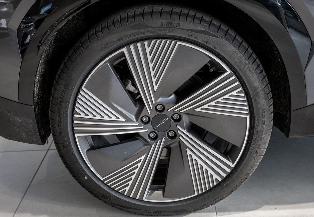 Lynk&Co 08 More ACC SITZBELÜFTUNG PANO MATRIX-LED 360° foto 7