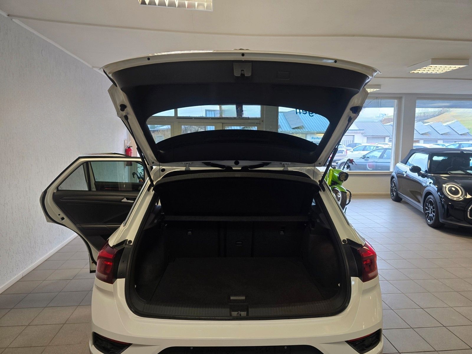 Volkswagen T-Roc 2.0 TSI Sport 4Motion ACC NAVI foto 8