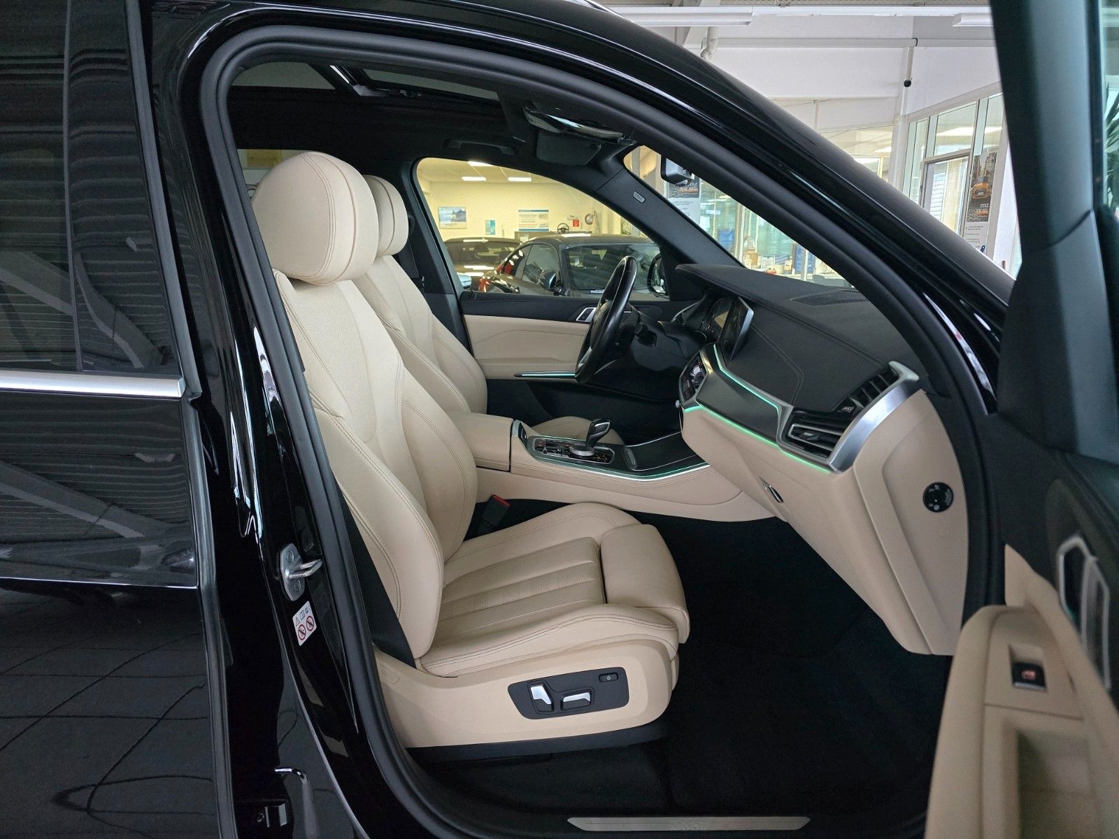 BMW X5 xDrive30d xLine 7-Sitzer AHK Live Cockpit foto 16