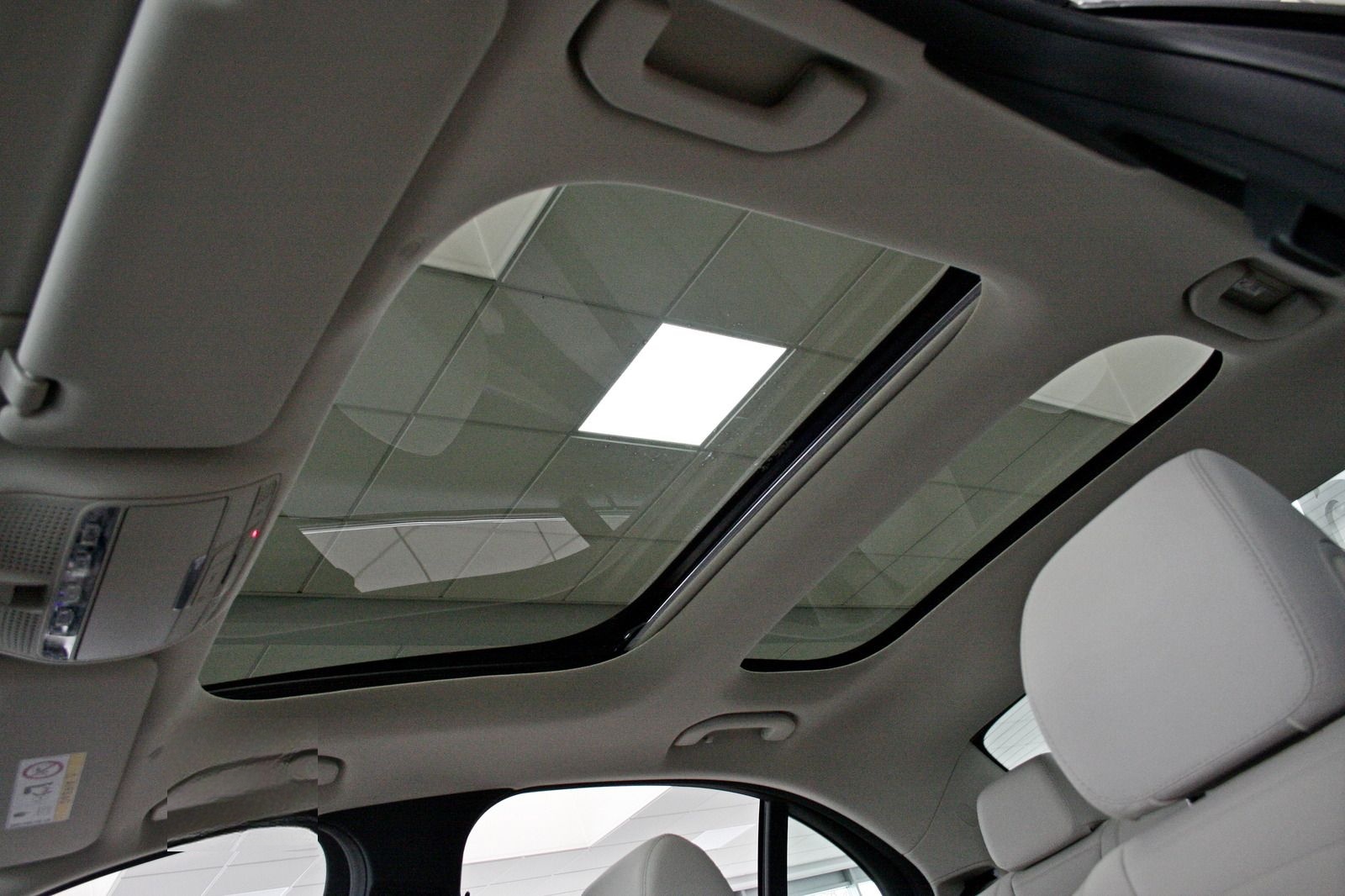 Mercedes-Benz E 300 e PANO TOTW DISTR AIRM MEMORY NETTO 28.500 foto 25