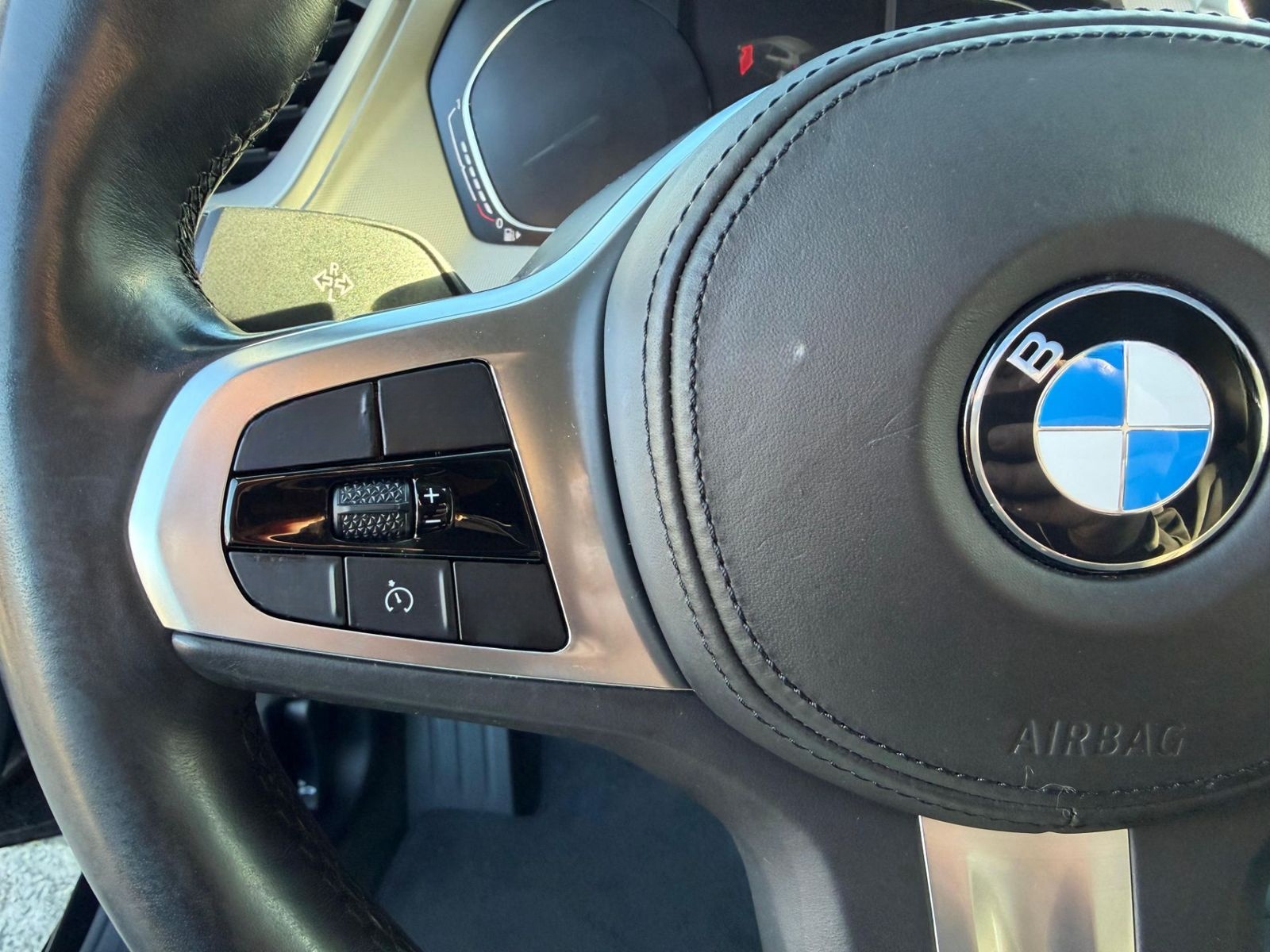 BMW 118 i Limousine Advantage | Automatik | LED foto 11