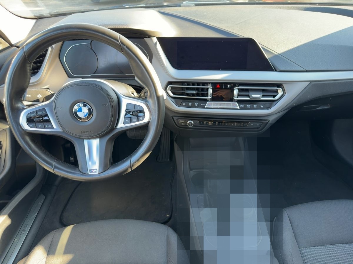 BMW 118 i Limousine Advantage | Automatik | LED foto 9