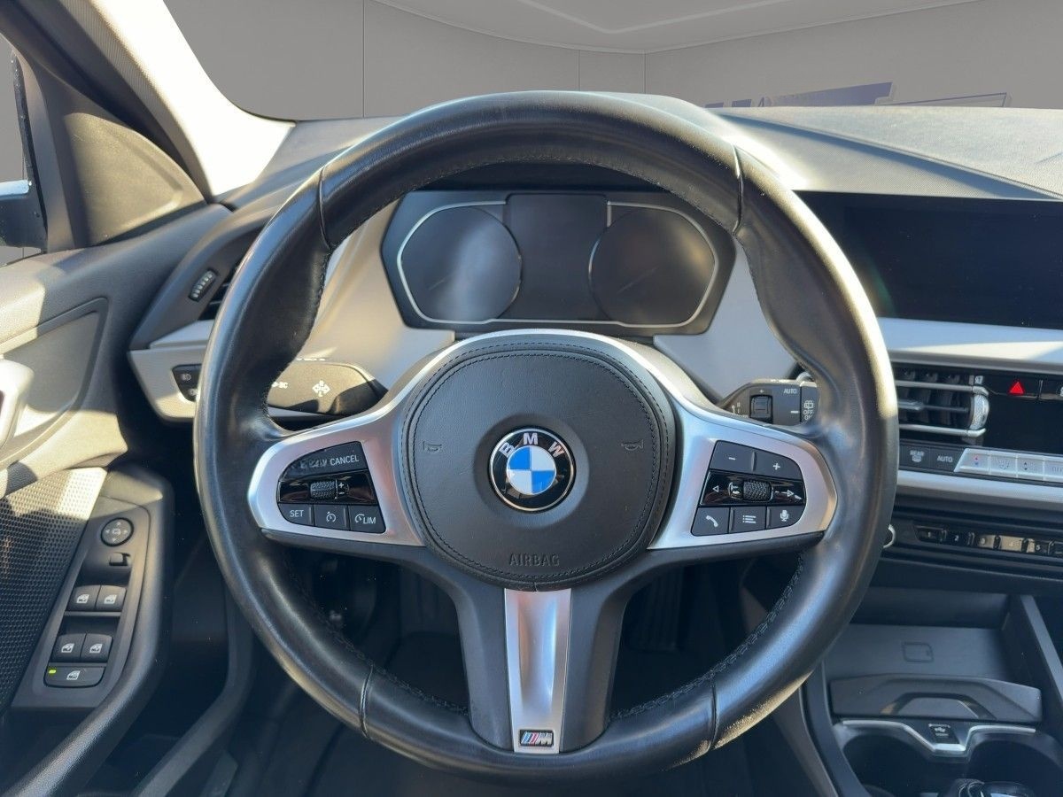 BMW 118 i Limousine Advantage | Automatik | LED foto 10