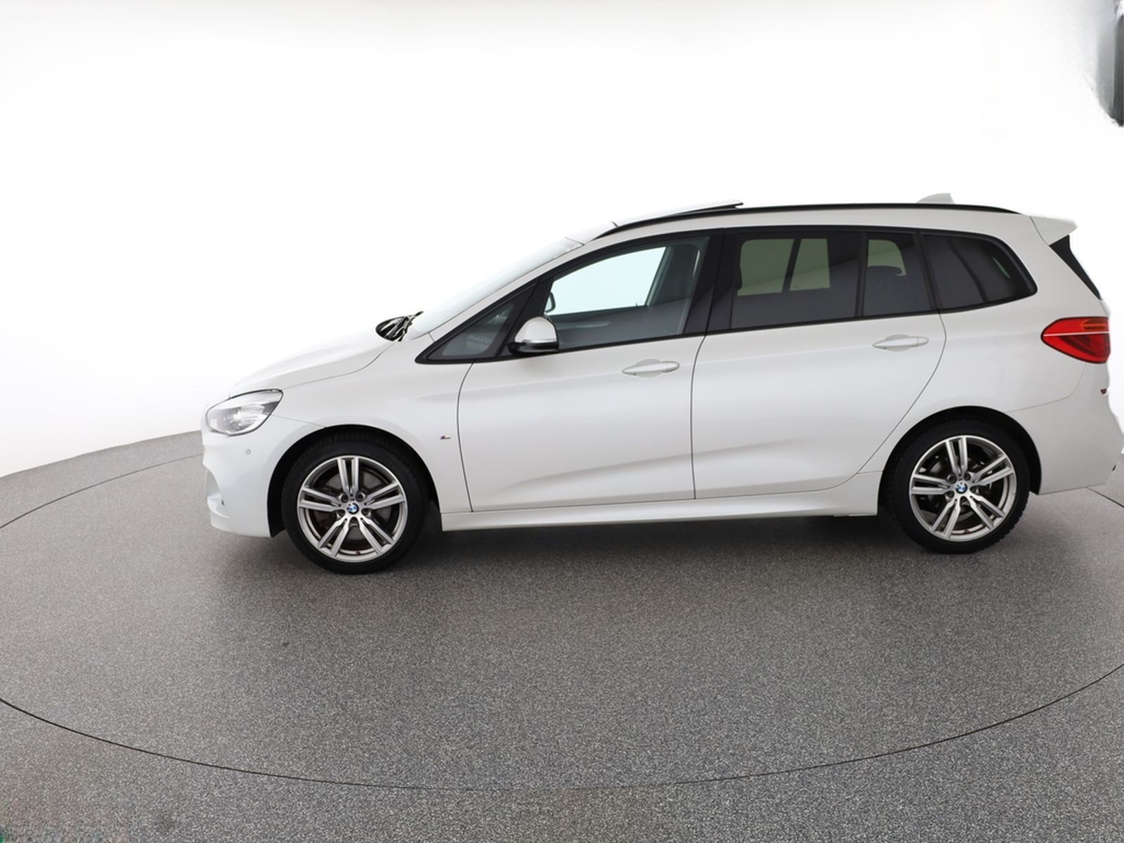 BMW 220 Gran Tourer d M SPORT HUD,1.HD,ACC,HIFI,AHK foto 2