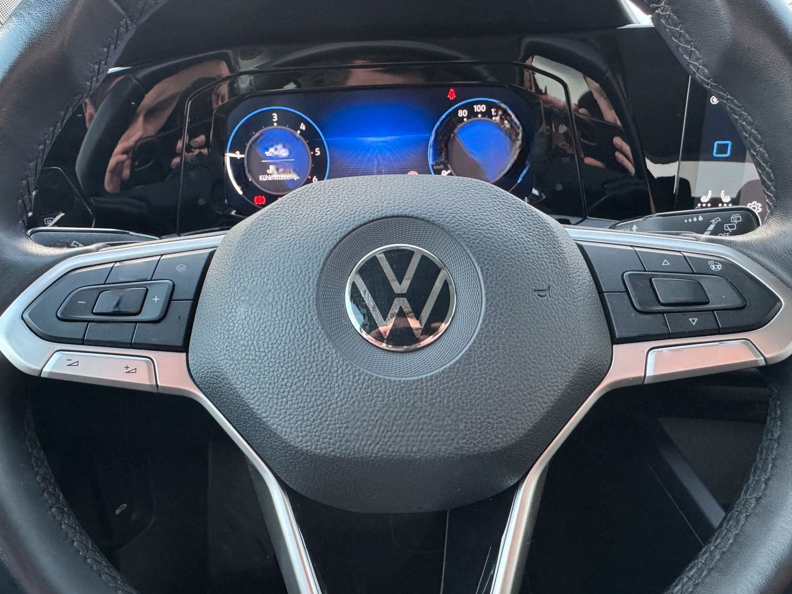 Volkswagen Golf Var. Life 2.0 TDI DSG ACC APP KAM NAVI foto 22