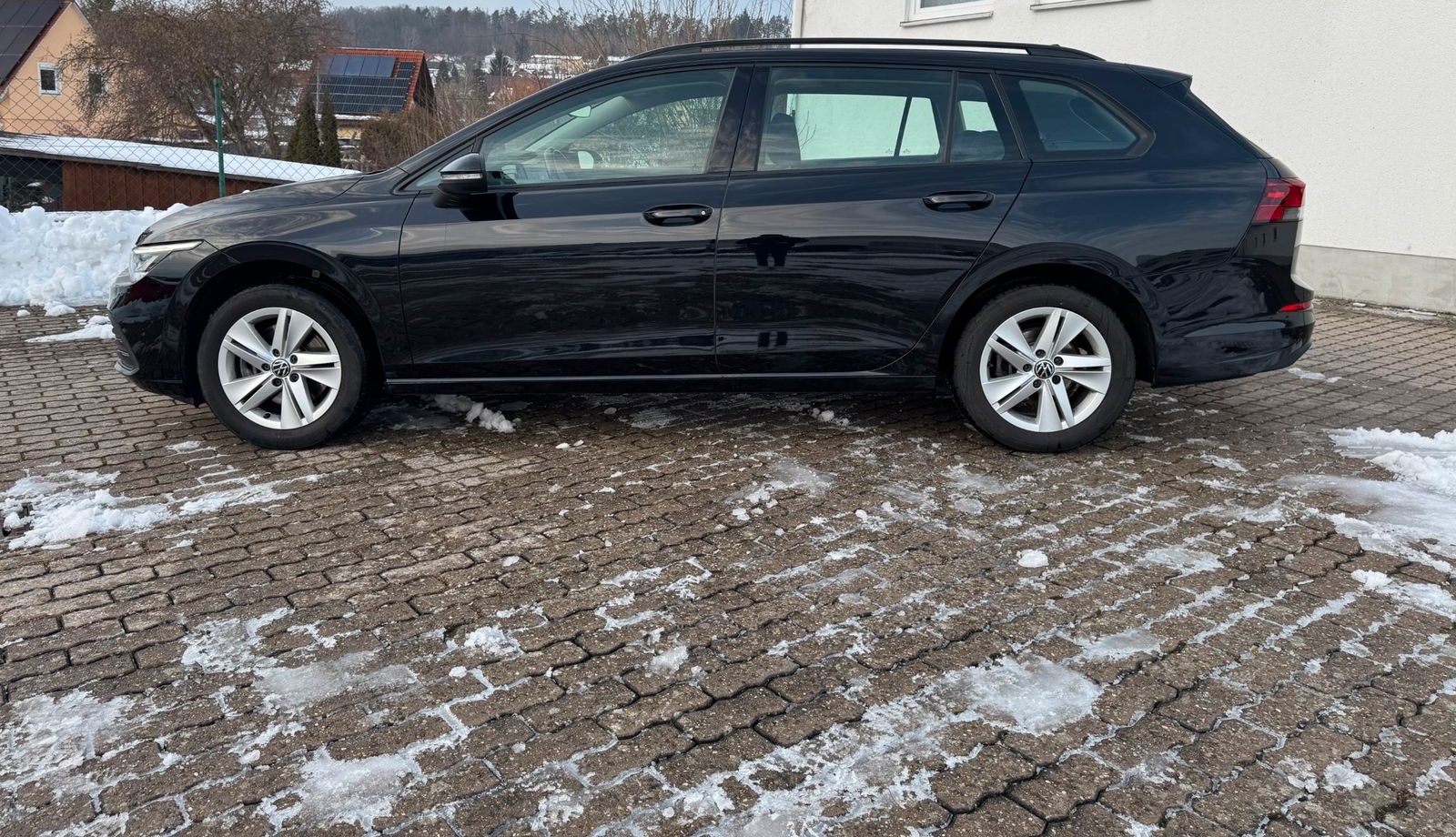 Volkswagen Golf Var. Life 2.0 TDI DSG ACC APP KAM NAVI foto 9