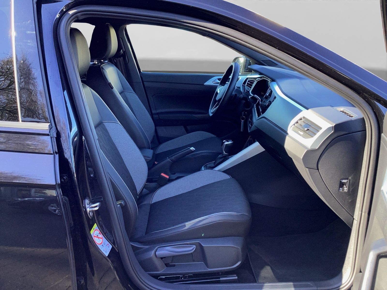 Volkswagen Taigo 1.0 TSI DSG LIFE GOAL ACC NAVI SITZH foto 4