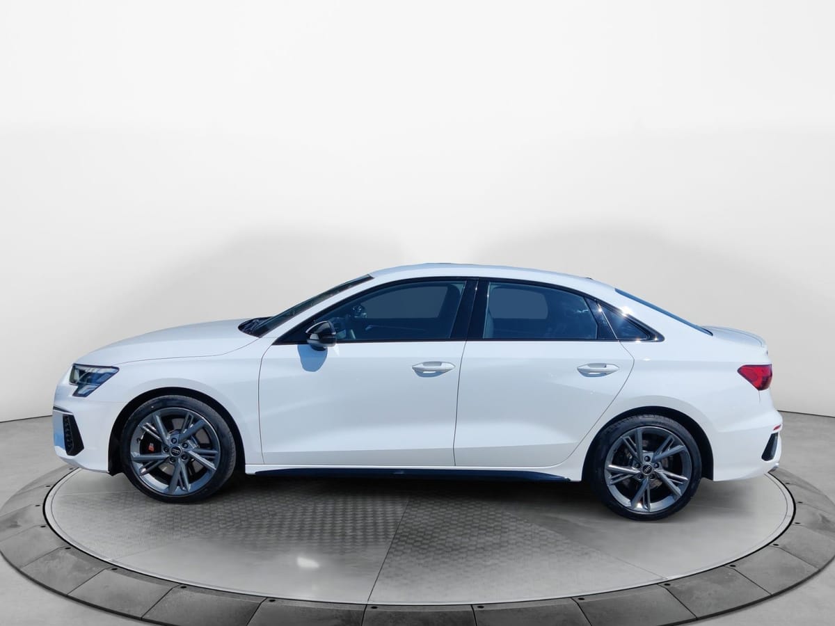 Audi S3 Limousine 2.0 TFSI q. S-Tronic , Optik schwar foto 2