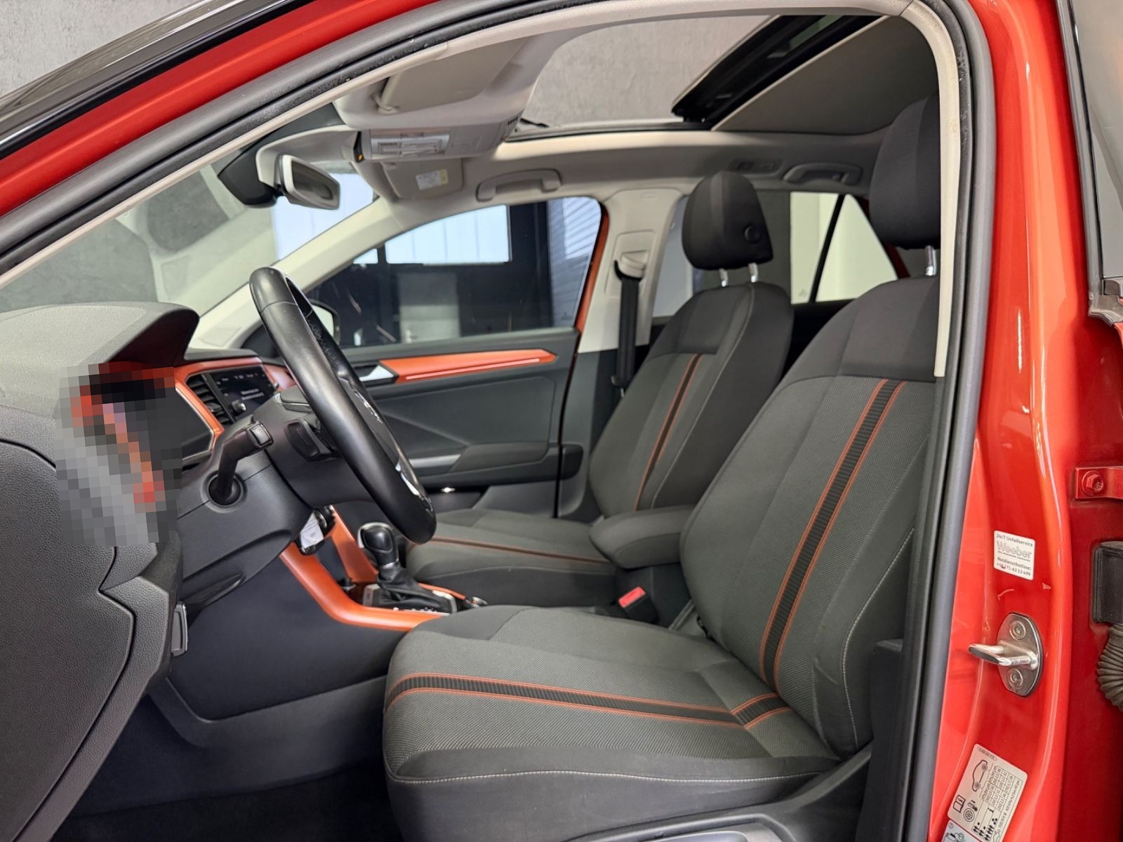 Volkswagen T-Roc 1.5 TSI DSG Style 4Motion Pano LED Navi foto 11