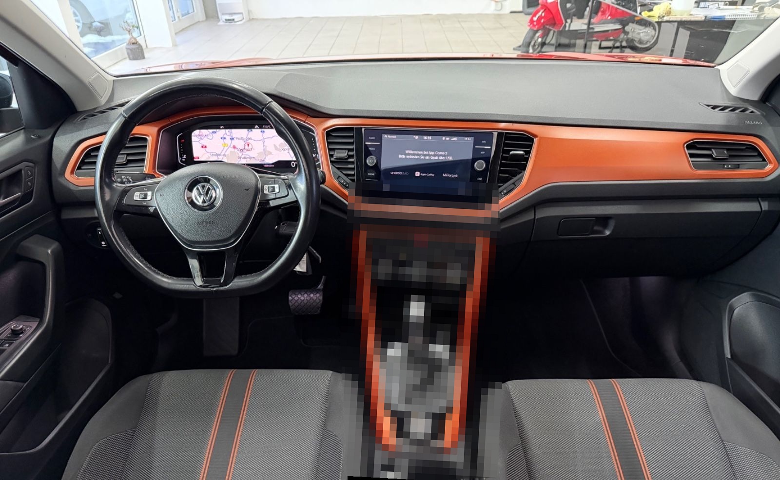 Volkswagen T-Roc 1.5 TSI DSG Style 4Motion Pano LED Navi foto 14