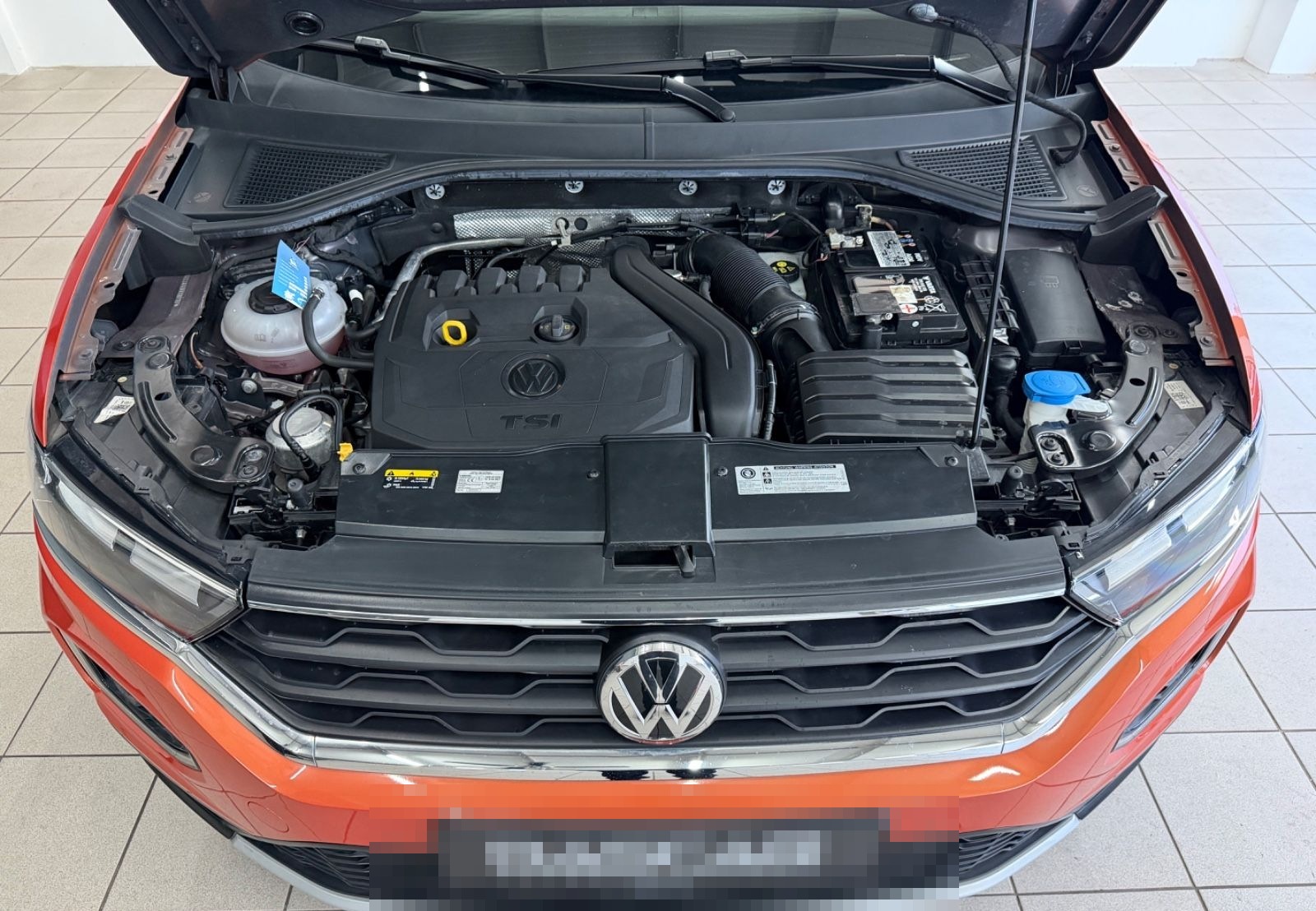 Volkswagen T-Roc 1.5 TSI DSG Style 4Motion Pano LED Navi foto 17