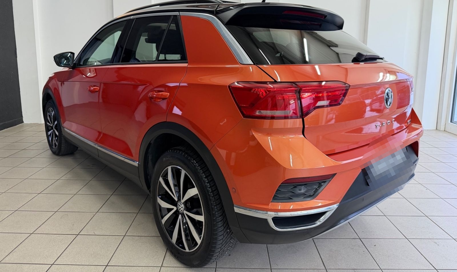Volkswagen T-Roc 1.5 TSI DSG Style 4Motion Pano LED Navi foto 3
