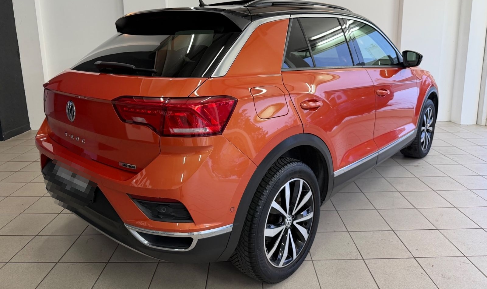 Volkswagen T-Roc 1.5 TSI DSG Style 4Motion Pano LED Navi foto 5