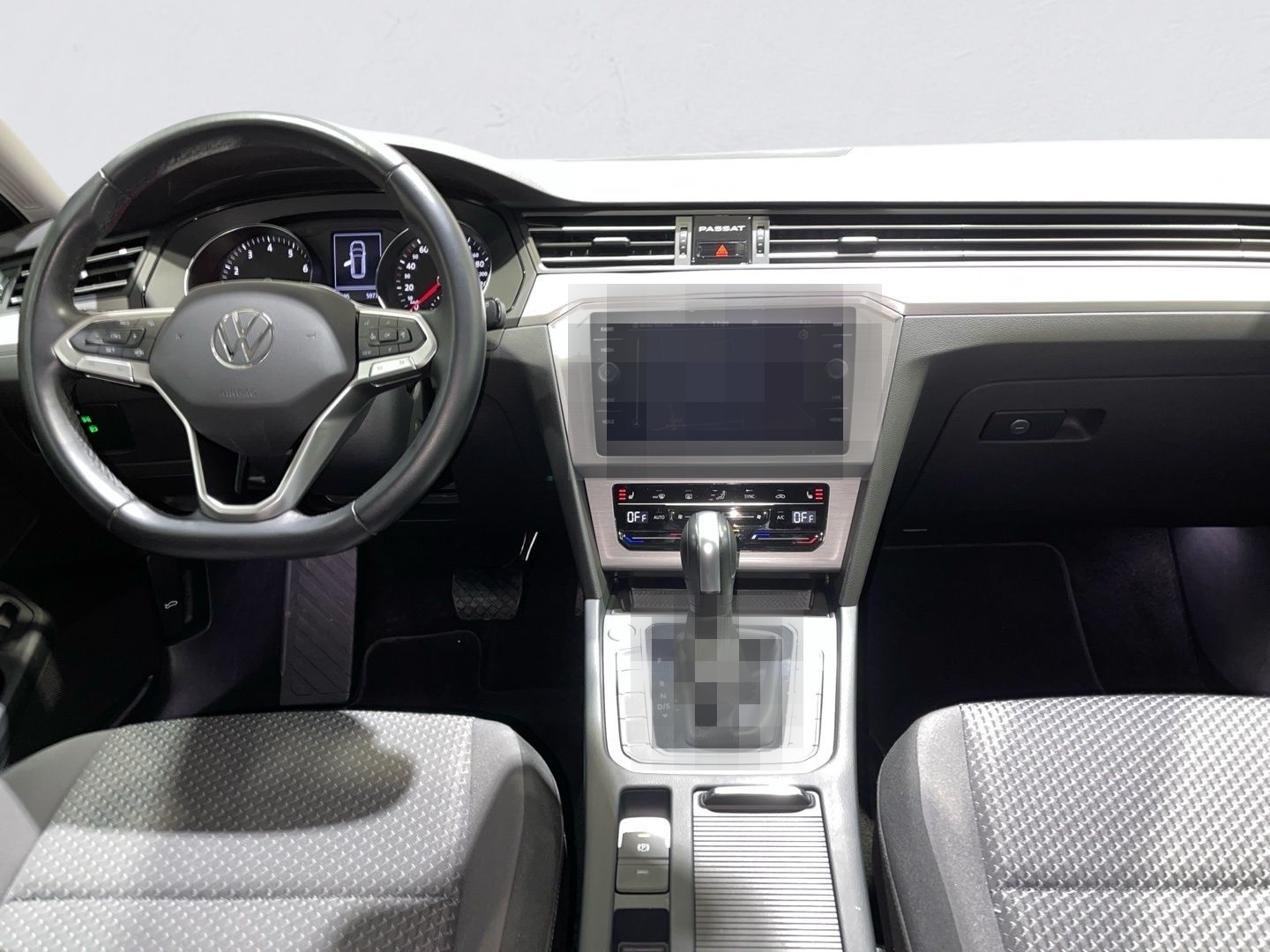 Volkswagen Passat Variant 1.5 TSI DSG LED NAVIGATION KAMERA foto 9