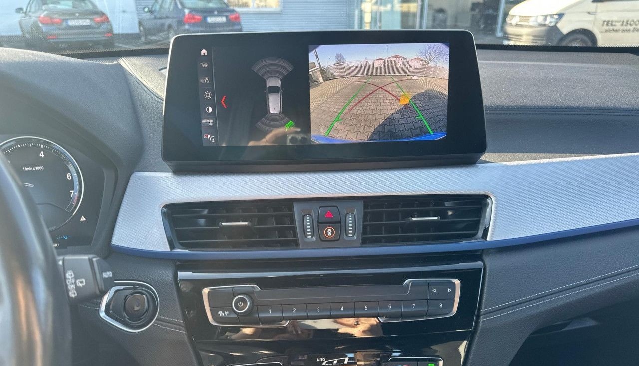 BMW X1 xDrive25e M Sport AdapLED,ACC,HUD,AHK,DA+,RFK foto 15
