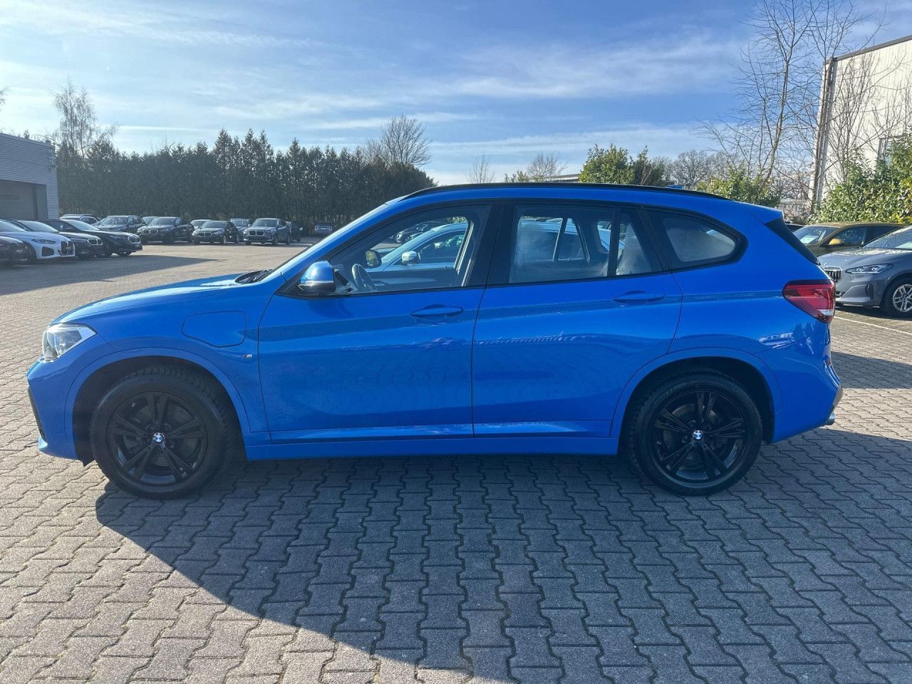 BMW X1 xDrive25e M Sport AdapLED,ACC,HUD,AHK,DA+,RFK foto 9