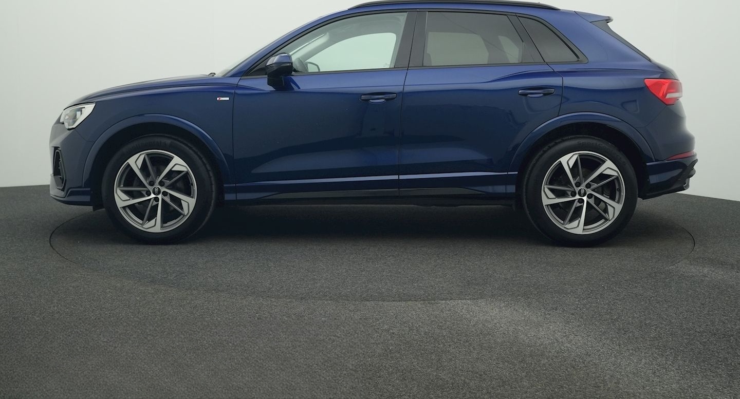 Audi Q3 35 TFSI S-tronic s-line 5.-J.-GAR AHK foto 3