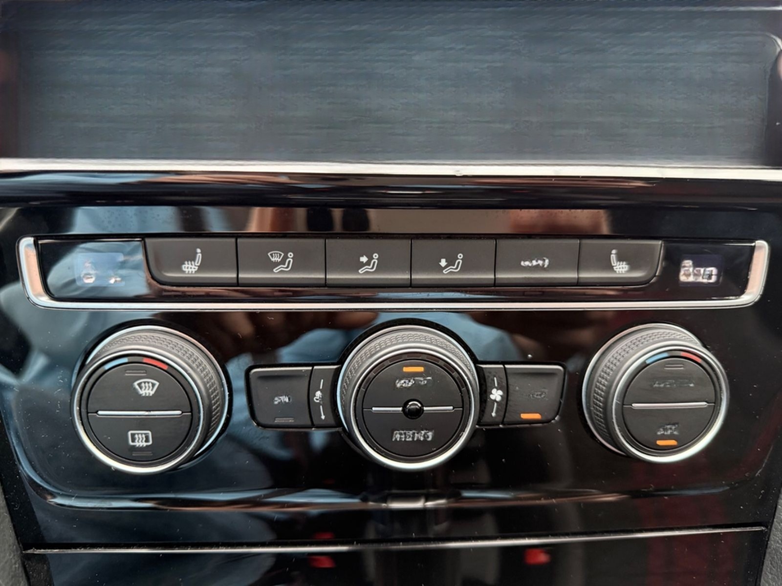 Volkswagen Golf VII Lim. GTI TCR/LEDER/ACC/NAVI/DYNAUDIO foto 12