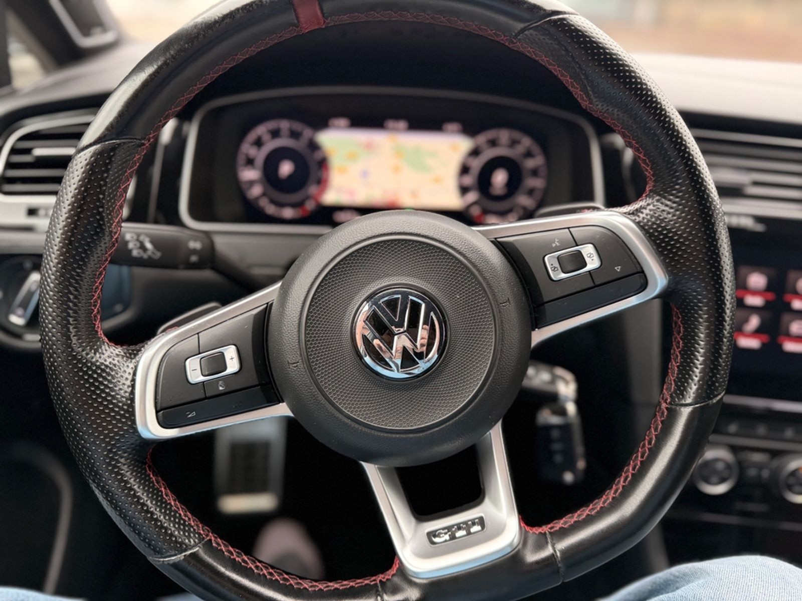 Volkswagen Golf VII Lim. GTI TCR/LEDER/ACC/NAVI/DYNAUDIO foto 15