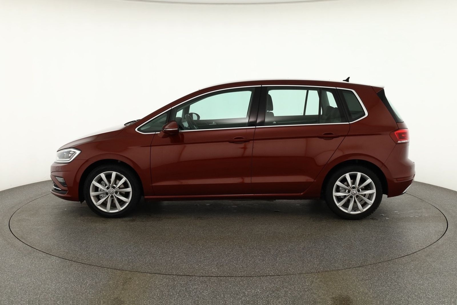 Volkswagen Golf VII Sportsvan 1.5 TSI DSG Highline LED ACC foto 2