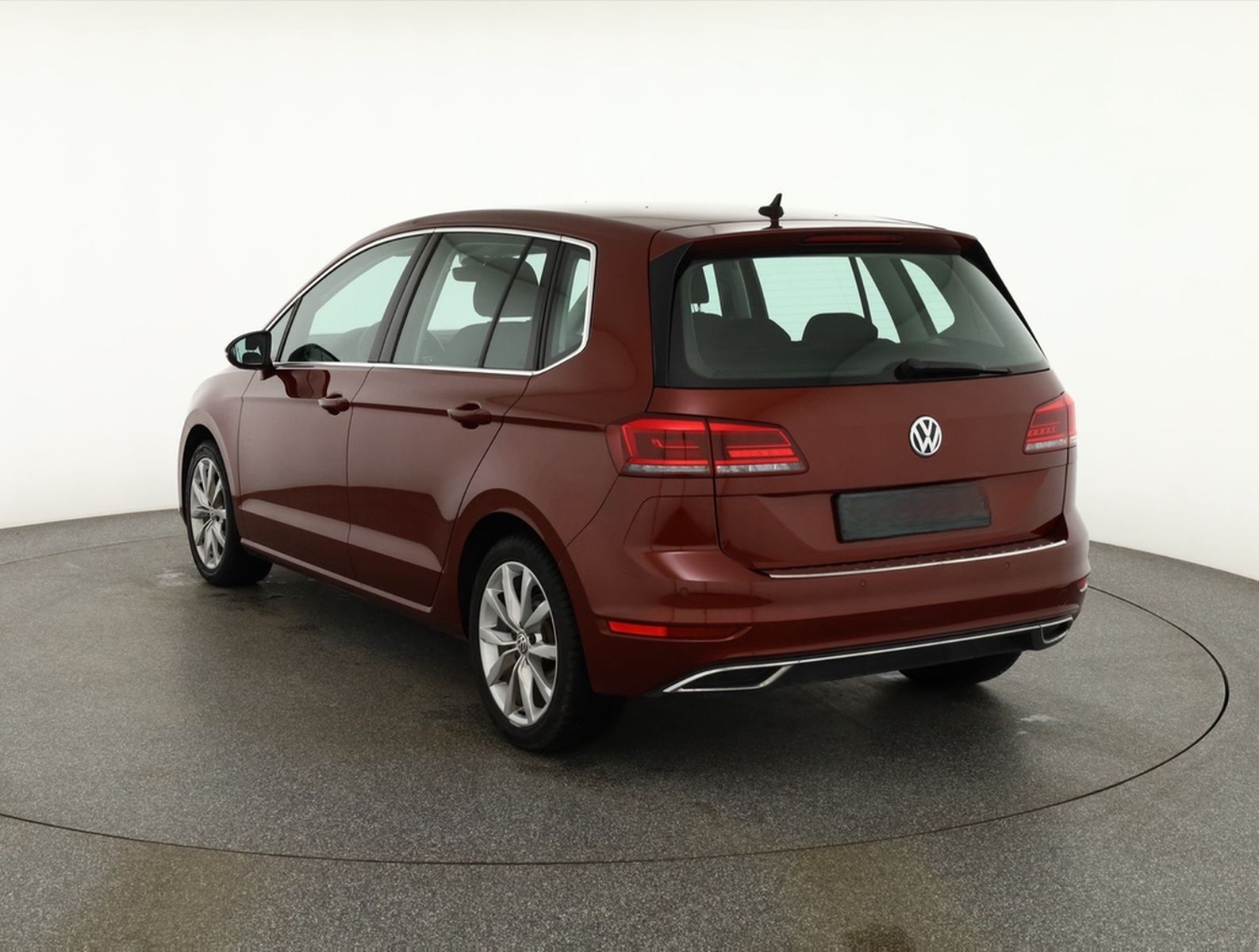 Volkswagen Golf VII Sportsvan 1.5 TSI DSG Highline LED ACC foto 3