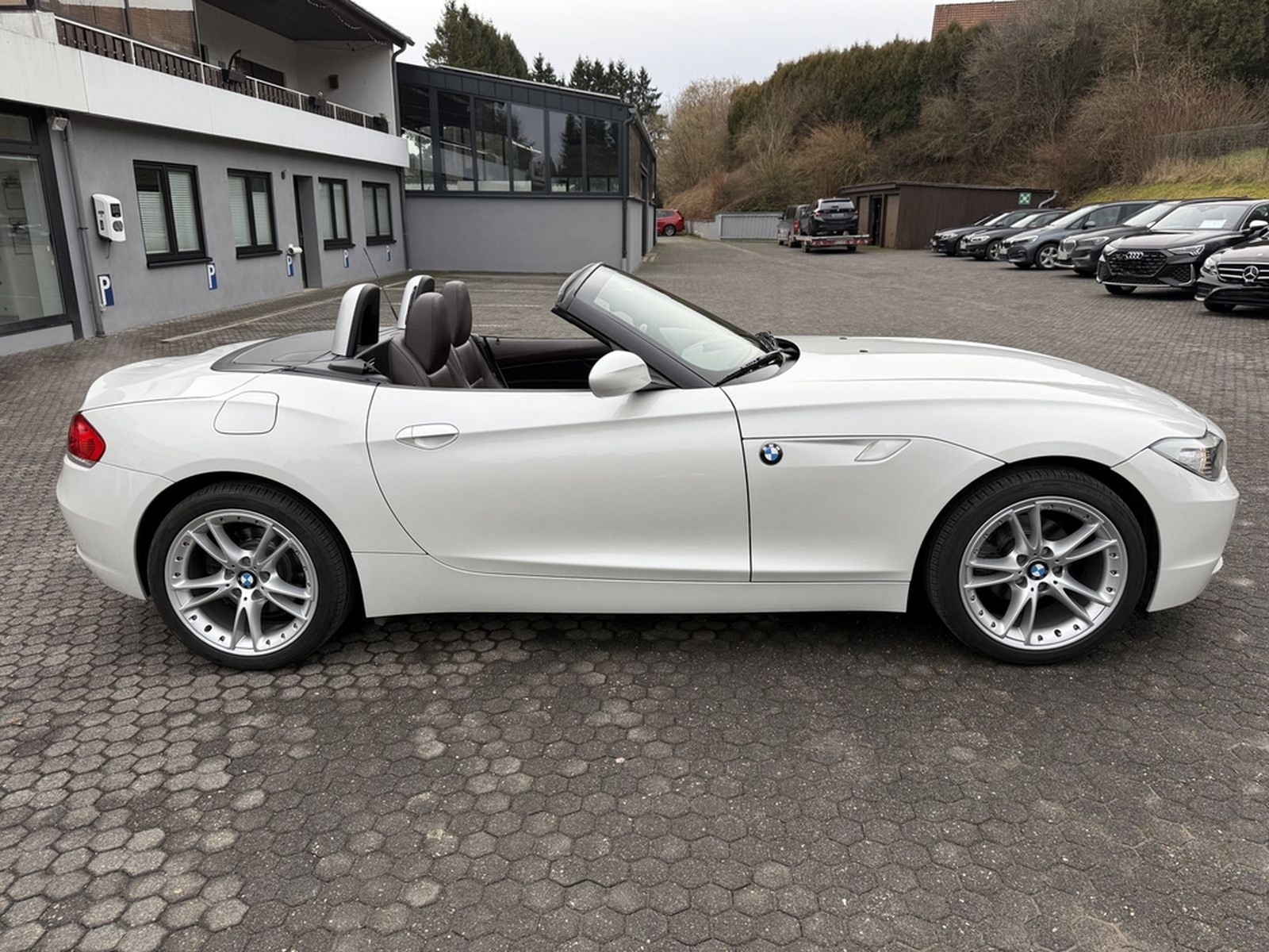 BMW Z4 sDrive20i Design Pure Balance Leder Xenon HiF foto 8