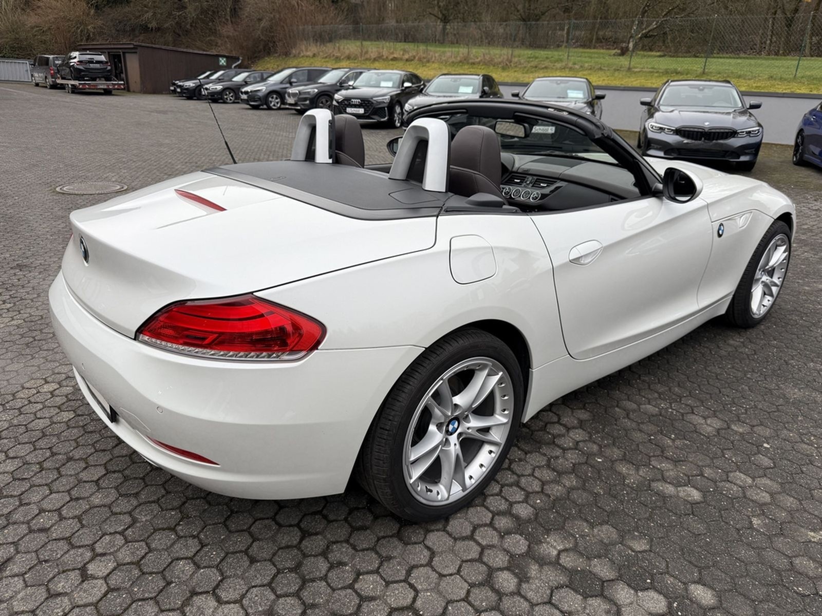 BMW Z4 sDrive20i Design Pure Balance Leder Xenon HiF foto 10