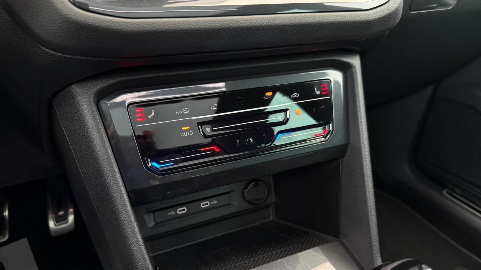Volkswagen Tiguan R 4Motion*AHK-PANO-H&K-AKRAPOVIC-21 ZOLL* foto 14