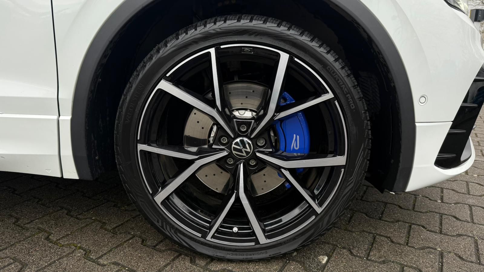 Volkswagen Tiguan R 4Motion*AHK-PANO-H&K-AKRAPOVIC-21 ZOLL* foto 5
