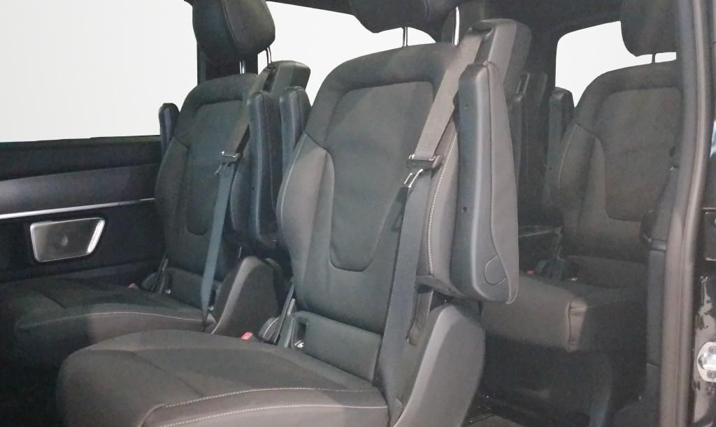 Mercedes-Benz V 300d AVANTGARDE LANG AMG+AIRMATIC+PANO+AHK foto 15