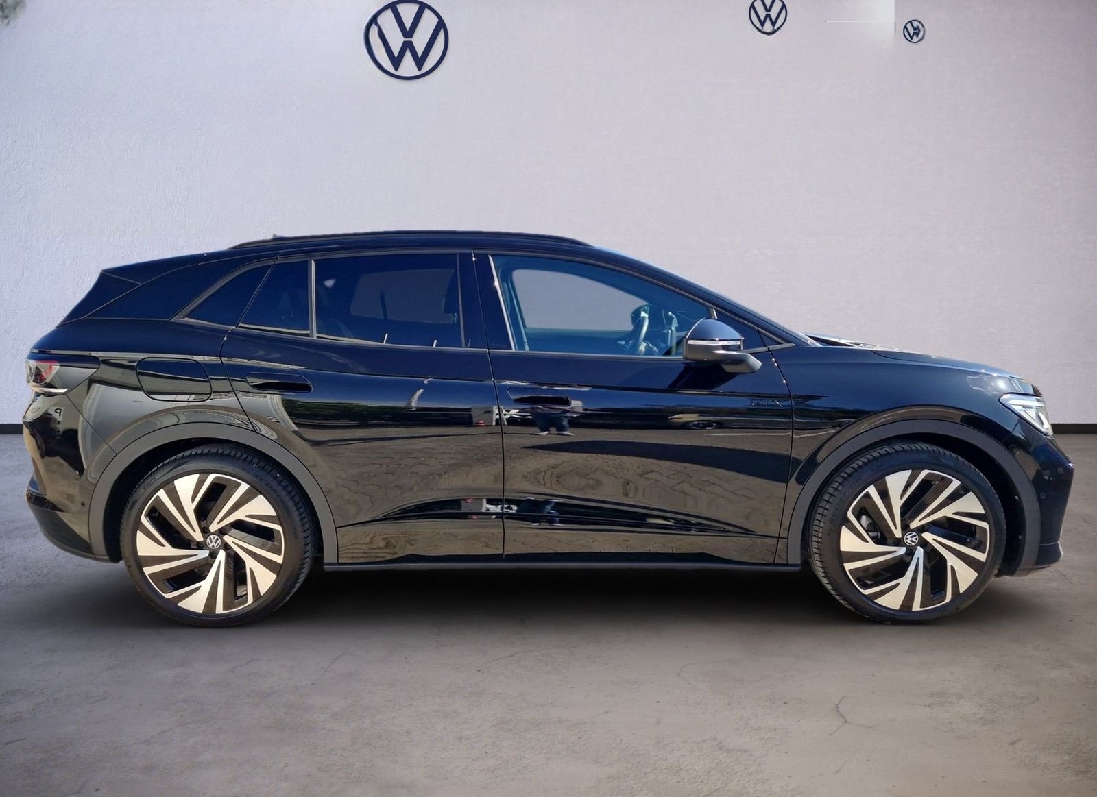 Volkswagen ID.4 GTX AHK KEYLESS NAVI LED PANO KLIMA LM foto 3